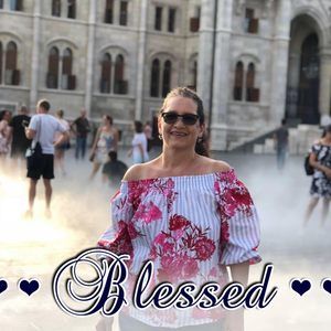 Meet your Posher, Lisa